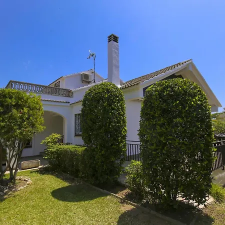 Adelfa Villa *