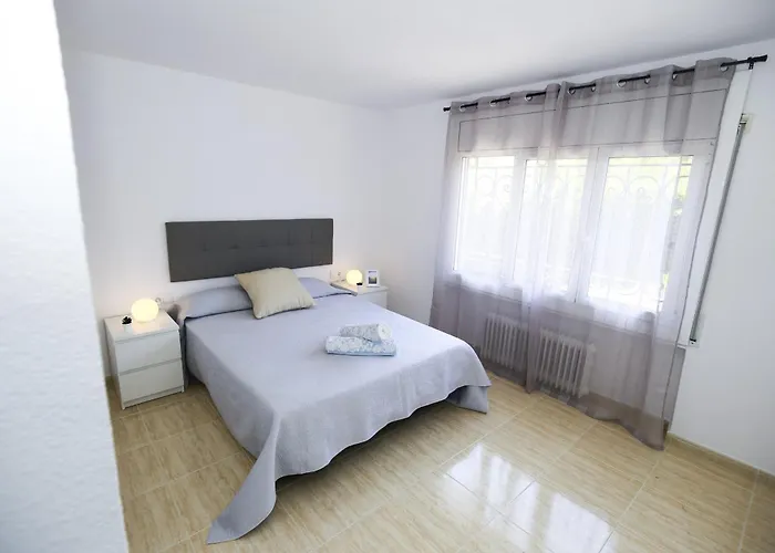 Villa Adelfa