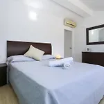 Adelfa וילה סאלו