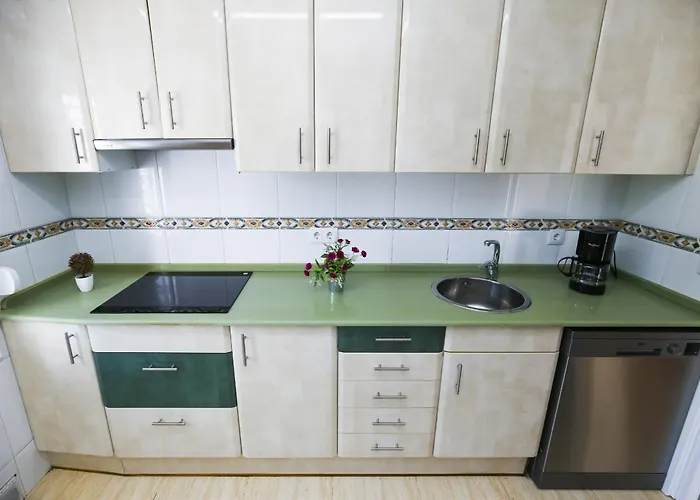 ヴィラ Adelfa サロウ