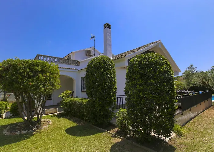 Adelfa Villa *